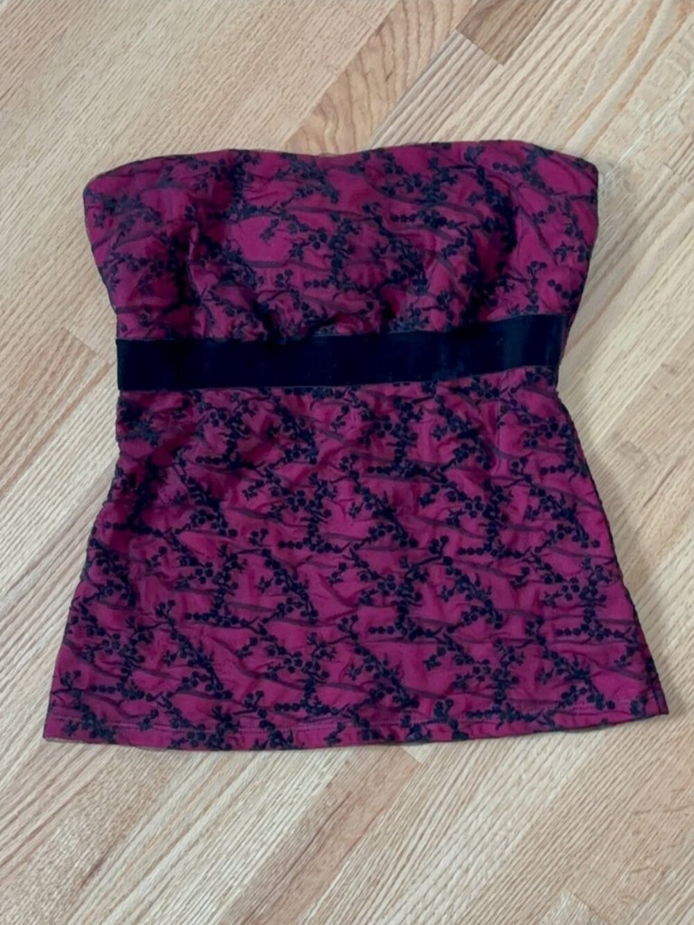 Y2K Le Chateau Lace Tube Top - going out party top
